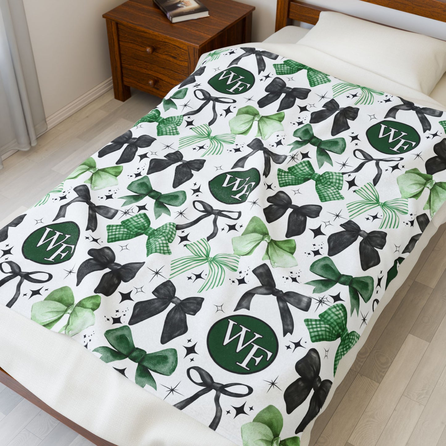 Floyd Strong- Logo and Bows Velveteen Plush Blanket with Green Bows - Cozy Gift for Home Decor and Celebrations